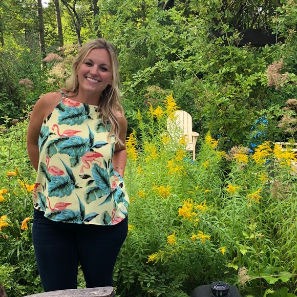 Meet your Posher, Emily - Picture 4 of 8